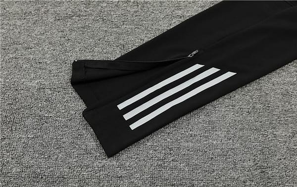 24/25 Manchester United Black Half Zipper Jacket+Long Pants - Image 2