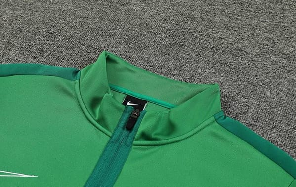 23/24 Nike Green Full Zipper Jacket+ Pants - Image 3