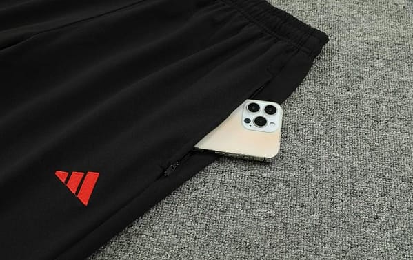 23/24 Manchester United Black Hoodie Half Zipper Jacket+ Pants - Image 3