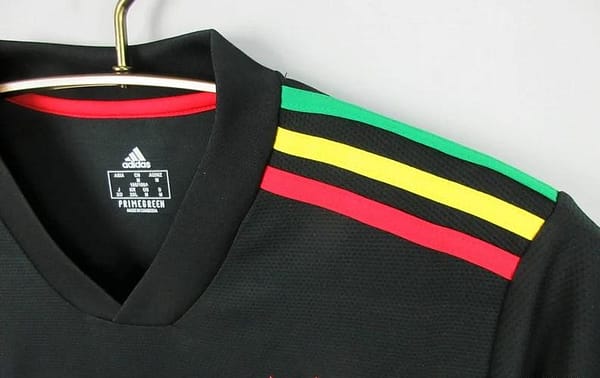 Retro 21/22 Ajax Third Black Jersey - Image 6