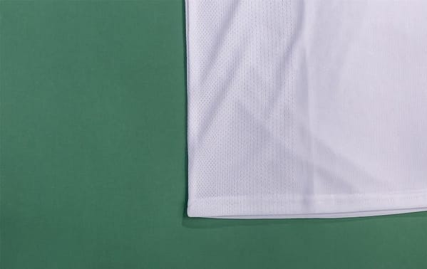 Retro 03/04 Real Madrid Home Jersey - Image 6