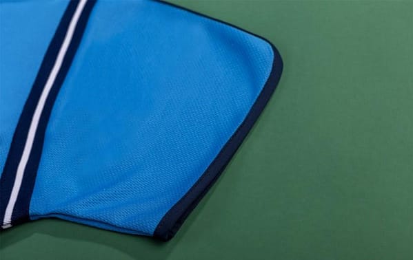 Retro 01/02 Manchester City Home Jersey - Image 5