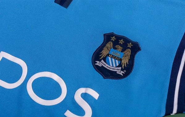 Retro 01/02 Manchester City Home Jersey - Image 6