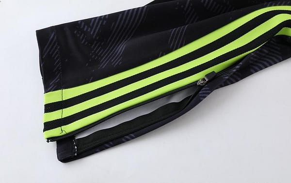 2023 Manchester United Dark Green Half Zipper Tracksuit - Image 2