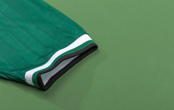 Retro 93/95 Liverpool Away Soccer Jersey - Image 7