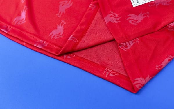 Retro 96/98 Liverpool Home Soccer Jersey - Image 2