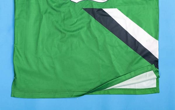 Retro 99/00 Liverpool Away Soccer Jersey - Image 4