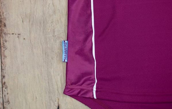 Retro 99/01 West ham United Home Soccer Jersey - Image 6