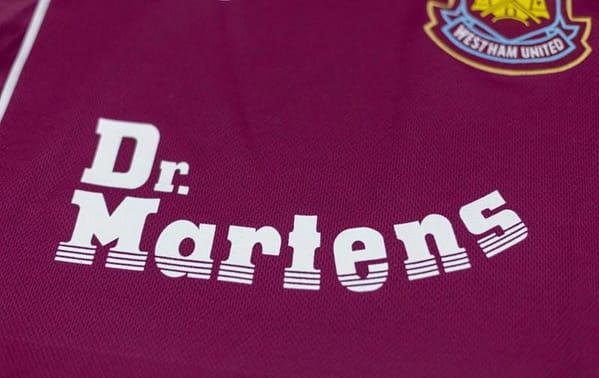 Retro 99/01 West ham United Home Soccer Jersey - Image 12