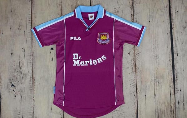 Retro 99/01 West ham United Home Soccer Jersey - Image 13
