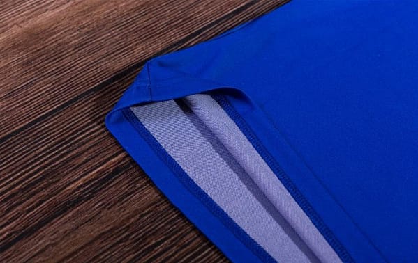 Retro 1990 Italy Home Soccer Jersey - Image 2