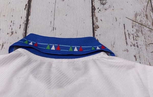 Retro 1994 Italy Away Soccer Jersey - Image 4