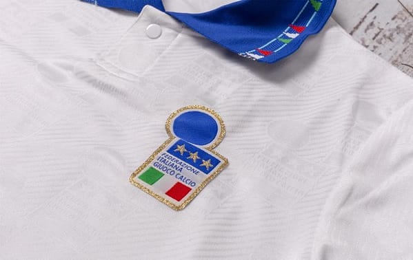 Retro 1994 Italy Away Soccer Jersey - Image 9