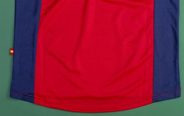 Retro 1998 Spain Home Soccer Jersey - Image 2