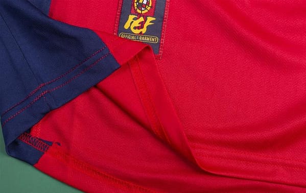 Retro 1998 Spain Home Soccer Jersey - Image 3