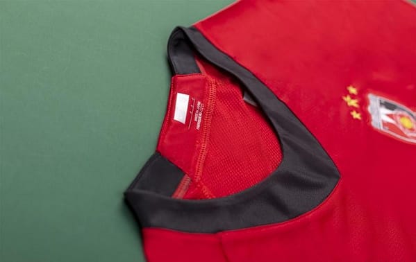 RETRO 2008 Urawa Red Diamonds Home Soccer Jersey - Image 8
