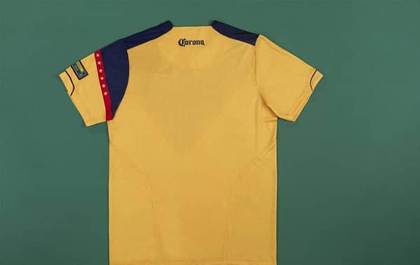 RETRO 2006 Club America Home Soccer Jersey - Image 3