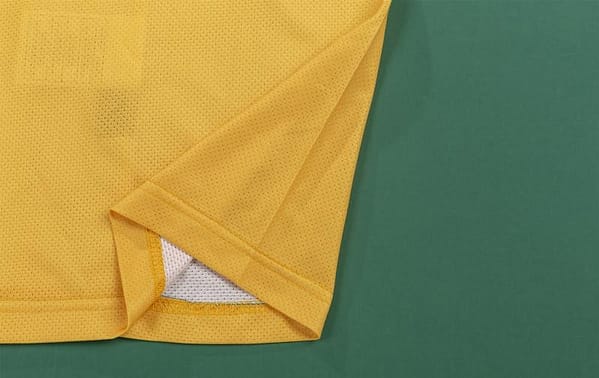 RETRO 2006 Club America Home Soccer Jersey - Image 4