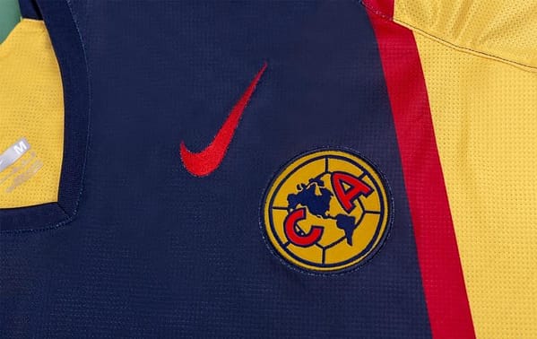 RETRO 2006 Club America Home Soccer Jersey - Image 6