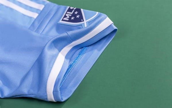 RETRO 2015 New York City Home Soccer Jersey - Image 3