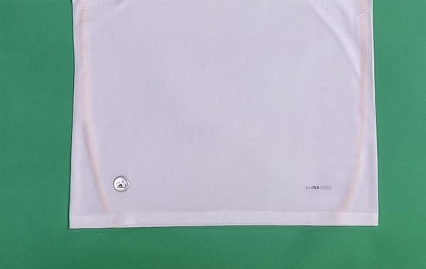RETRO 09/10 Real Madrid Home Soccer Jersey - Image 9