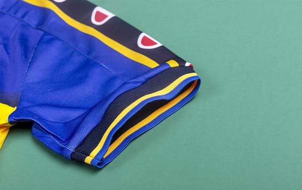 RETRO 01/02 Parma Home Soccer Jersey - Image 6