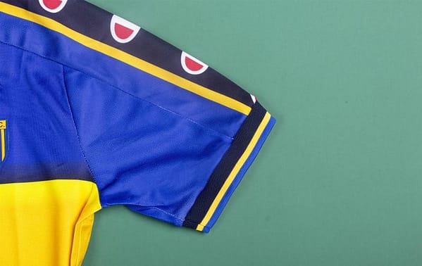 RETRO 01/02 Parma Home Soccer Jersey - Image 8