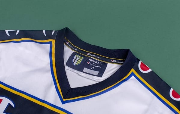 RETRO 02/03 Parma Away Soccer Jersey - Image 6
