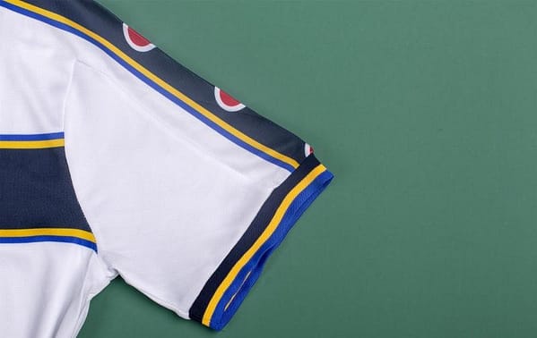 RETRO 02/03 Parma Away Soccer Jersey - Image 8