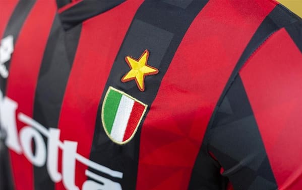 RETRO 92/94 AC Milan Home Soccer Jersey - Image 10