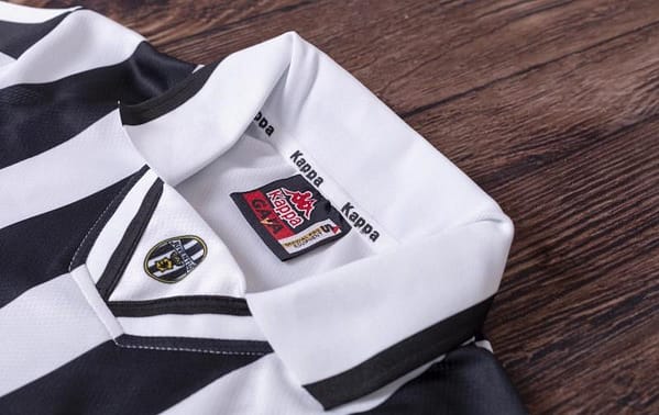 RETRO 95/97 Juventus Home Soccer Jersey - Image 8