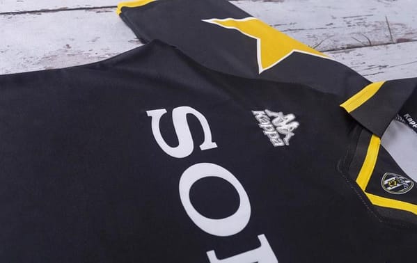 RETRO 95/97 Juventus Away Soccer Jersey - Image 8