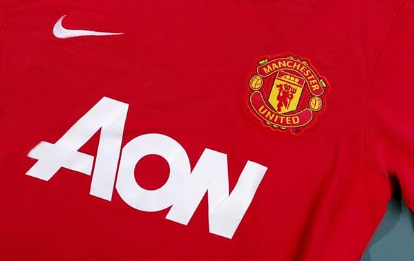 RETRO 11/12Manchester United Home Soccer Jersey - Image 8