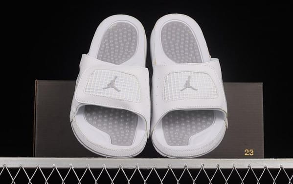 Air Jordan Hydro IV Retro Flying Man Velcro Slippers 532225-100