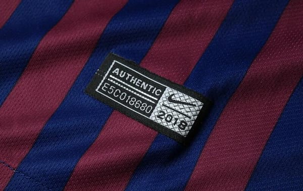 18-19 Barcelona home Soccer Jersey - Image 8
