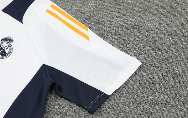 24/25 Real Madrid White Short Sleeve Jersey+Shorts - Image 10