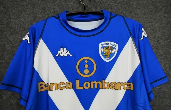 Retro 03/04 Brescia Away Blue Jersey - Image 4