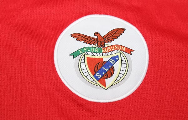 Retro 60/61 Benfica Home Jersey - Image 3