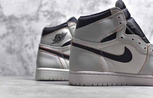 Air Jordan 1 x Nike SB High OG Light Bone - Image 5