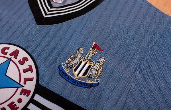 Retro 95/96 Newcastle United Away Grey Jersey - Image 9