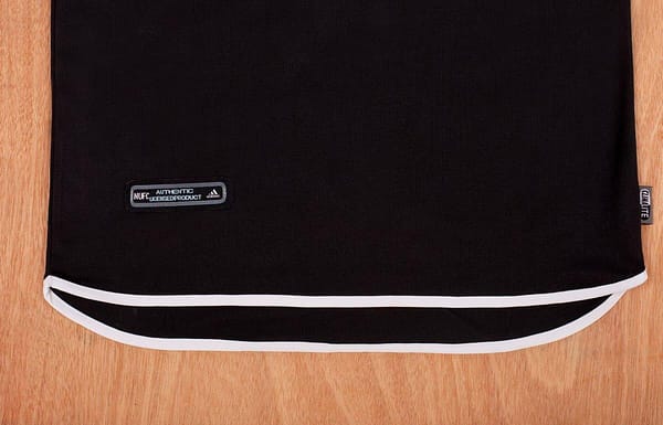 Retro 01/02 Newcastle United Away Black Jersey - Image 4