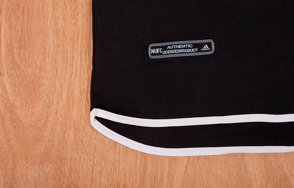 Retro 01/02 Newcastle United Away Black Jersey - Image 5