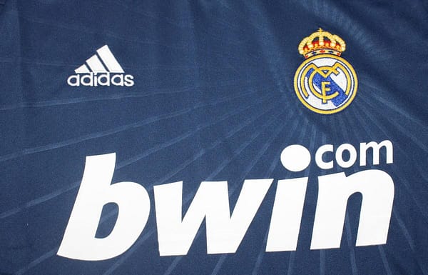 Retro10/11 Real Madrid Away Navy Cristiano Ronaldo Jersey - Image 3