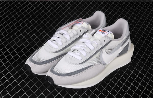 Sacai x NIKE LVD Waffle Daybreak co-signed catwalk style net gauze leather splicing double hook Swoosh running shoes BV0073-100 - Image 8