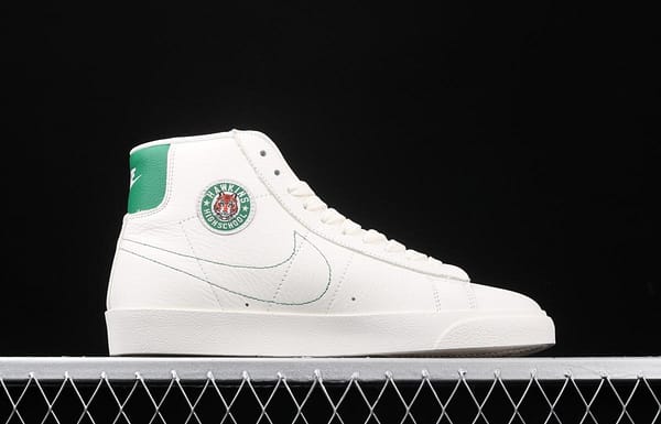 Stranger Things x NIKE Blazer Mid QS HH strange things co-name trailblazer casual board shoes CJ6101-001 - Image 15