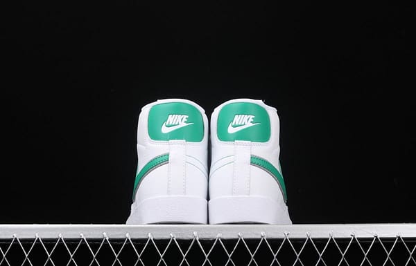 Stranger Things x NIKE Blazer Mid QS HH Strange things Co-named Trail Blazers Leisure Board shoes CJ6101-103 - Image 11