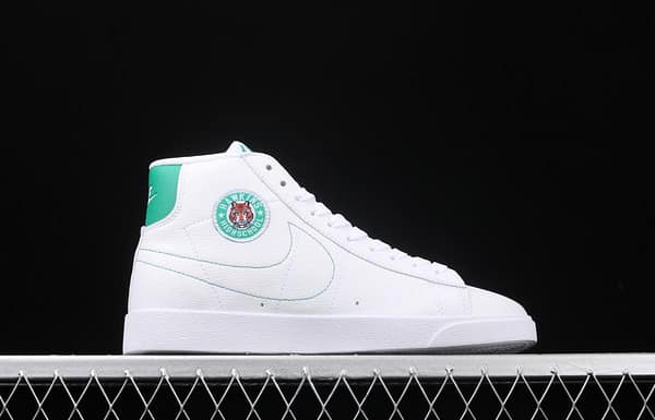 Stranger Things x NIKE Blazer Mid QS HH Strange things Co-named Trail Blazers Leisure Board shoes CJ6101-103 - Image 14