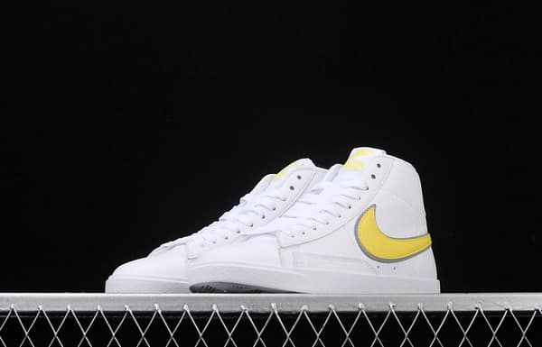 Stranger Things x NIKE Blazer Mid QS HH Strange things Co-named Trail Blazers Leisure Board shoes CJ6101-101 - Image 12