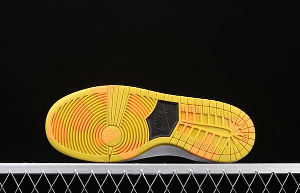 NIKE SB Zoom DUNK High PRO QS skateboard shoes with high uppers 305050-034 - Image 14