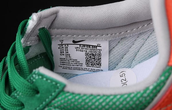 Stranger Things x NIKE Air Tailwind QS Hawkins High 1979 Anniversary Shunfeng Co-signed Waffle retro Leisure jogging shoes CJ6108-300 - Image 4